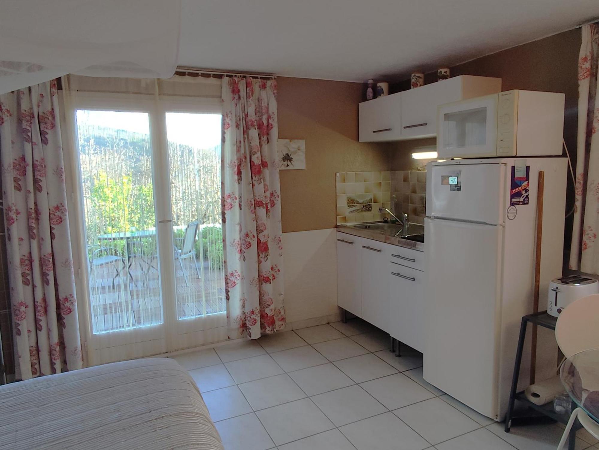 Studio Le Romantique A 20 Kms De Nice Bendéjun Kültér fotó